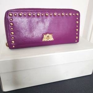 Juicy Couture full size Fuschia wallet.